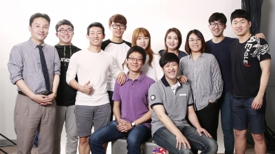 김국주 박사를 필두로 랩원 모두가 참여한 Review paper가 Nanoscale에 accept되었습니다!!! 모두 고생했어요!!